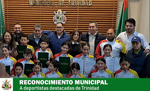 CONCEJO Y EJECUTIVO MUNICIPAL RECONOCEN EL TALENTO DE NADADORES DE TRINIDAD