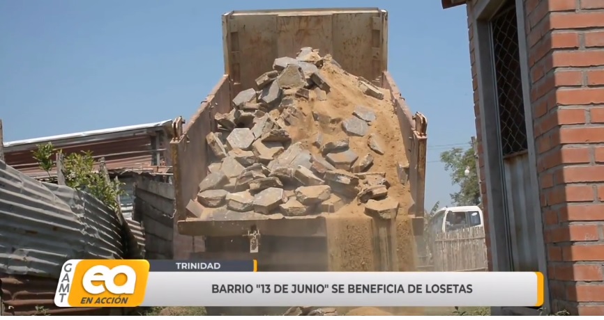 BARRIO 13 DE NUNIO SE BENEFICIA DE LOSETAS